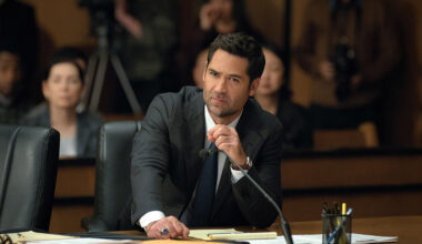 Manuel Garcia-Rulfo as Mickey Haller in episode 409 of The Lincoln Lawyer.