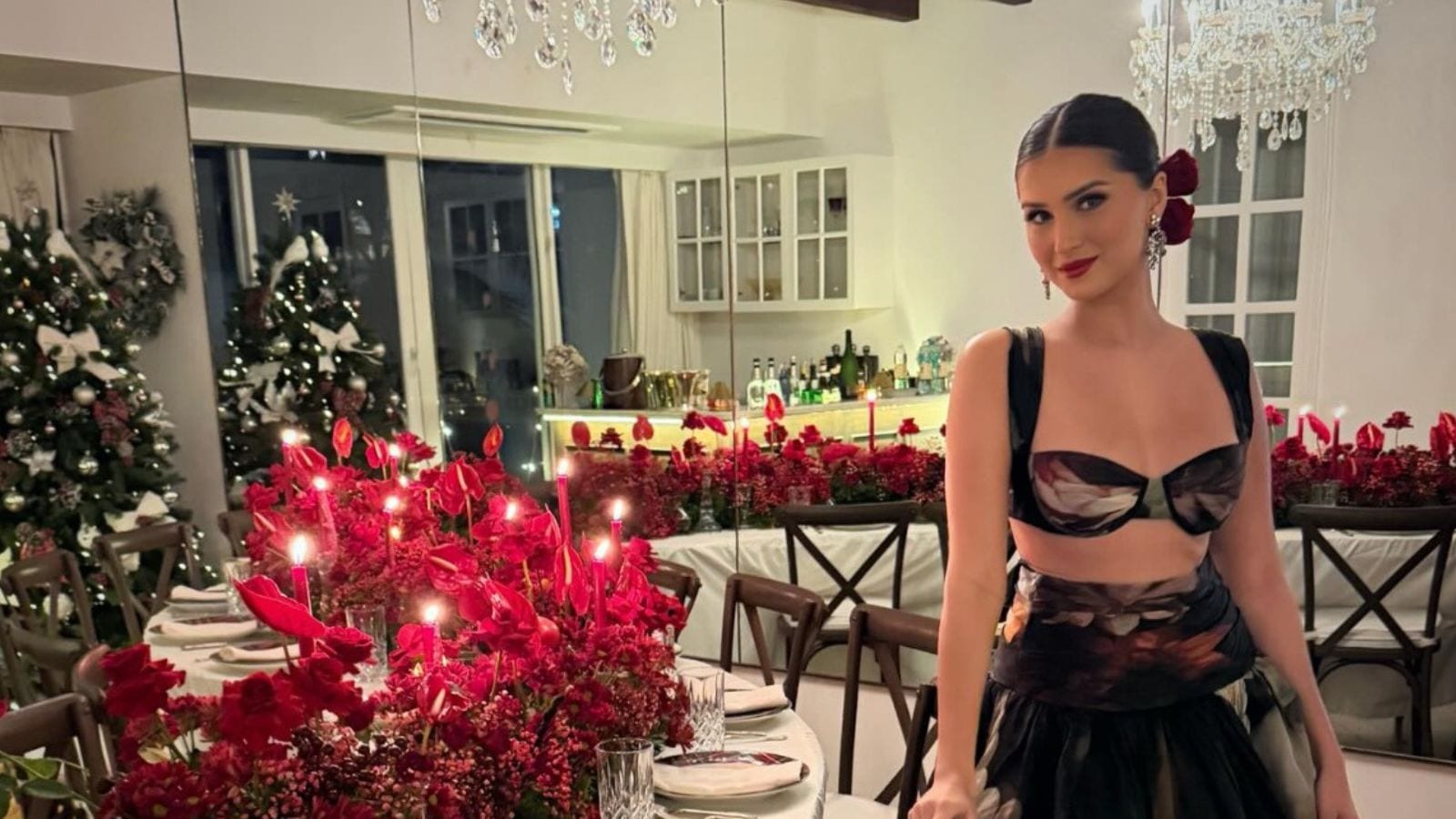 The actress we are talking about is Tara Sutaria. Born on November 19, 1995, Tara has grown from a child performer into a leading Bollywood actress admired for both elegance and versatility. Tara’s entertainment journey began not on the big screen, but on television. She started her career as a video jockey (VJ) on Disney Channel, quickly becoming a familiar face among young audiences. The actress we are talking about is Tara Sutaria. Born on November 19, 1995, Tara has grown from a child performer into a leading Bollywood actress admired for both elegance and versatility. Tara’s entertainment journey began not on the big screen, but on television. She started her career as a video jockey (VJ) on Disney Channel, quickly becoming a familiar face among young audiences.