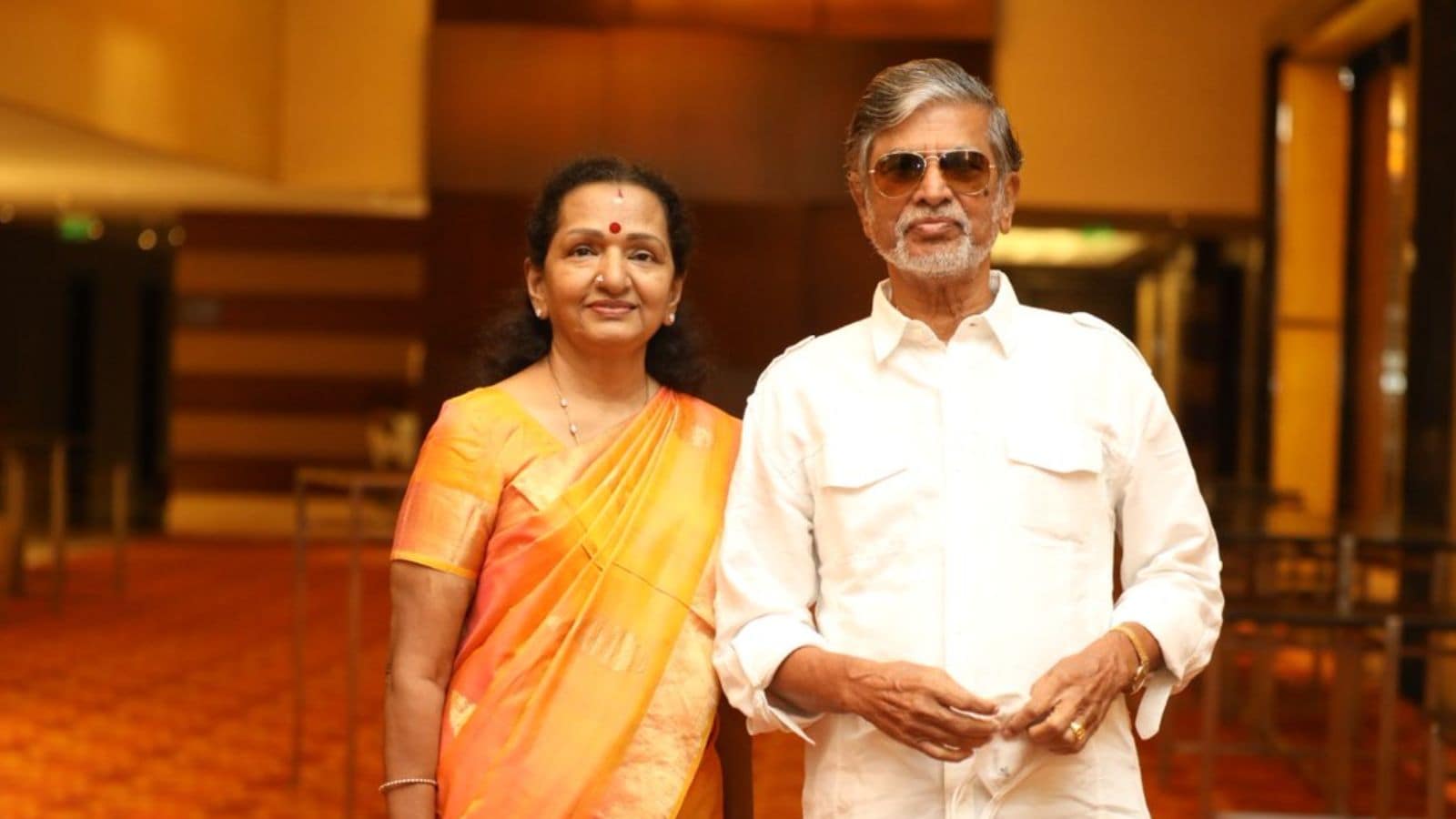 This actress’ journey began far from the gaze of Bollywood headlines. Her screen debut came in 1991 with a Tamil film directed by Shoba Chandrasekhar, where she was paired opposite Neeraj. The film later found a second life in Hindi, becoming the breakthrough project that introduced her to a national audience and set the stage for a successful career ahead. This actress’ journey began far from the gaze of Bollywood headlines. Her screen debut came in 1991 with a Tamil film directed by Shoba Chandrasekhar, where she was paired opposite Neeraj. The film later found a second life in Hindi, becoming the breakthrough project that introduced her to a national audience and set the stage for a successful career ahead.