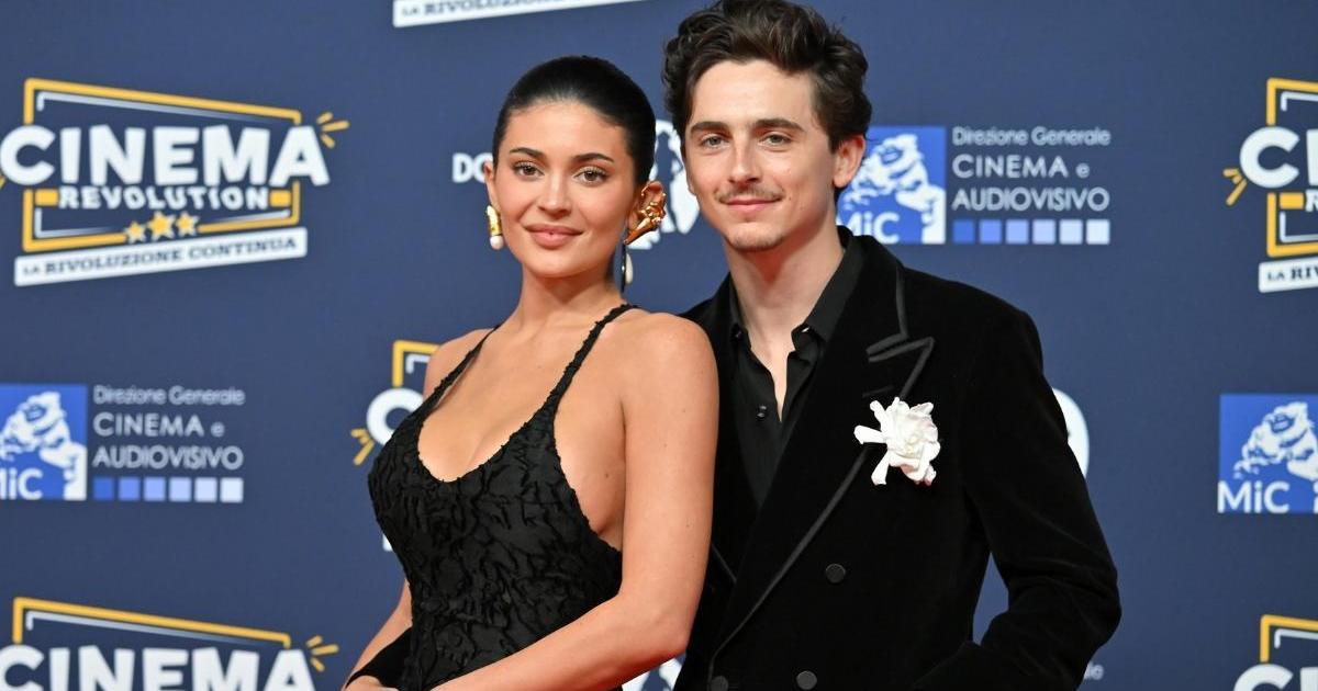 Kylie Jenner & Boyfriend Enjoyed Date Night at Kim Kardashian's Dinner