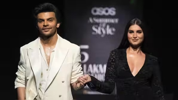 The relationship became unmistakably public at a major fashion event in Delhi, where Tara walked the ramp and blew a flying kiss toward Veer seated in the audience. He returned the gesture instantly. The moment went viral, becoming a turning point of their relationship and leaving little room for doubt. The relationship became unmistakably public at a major fashion event in Delhi, where Tara walked the ramp and blew a flying kiss toward Veer seated in the audience. He returned the gesture instantly. The moment went viral, becoming a turning point of their relationship and leaving little room for doubt.