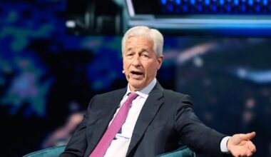 Donald Trump sues JPMorgan and CEO for $5bn over claims it unfairly closed his accounts – The Irish Times