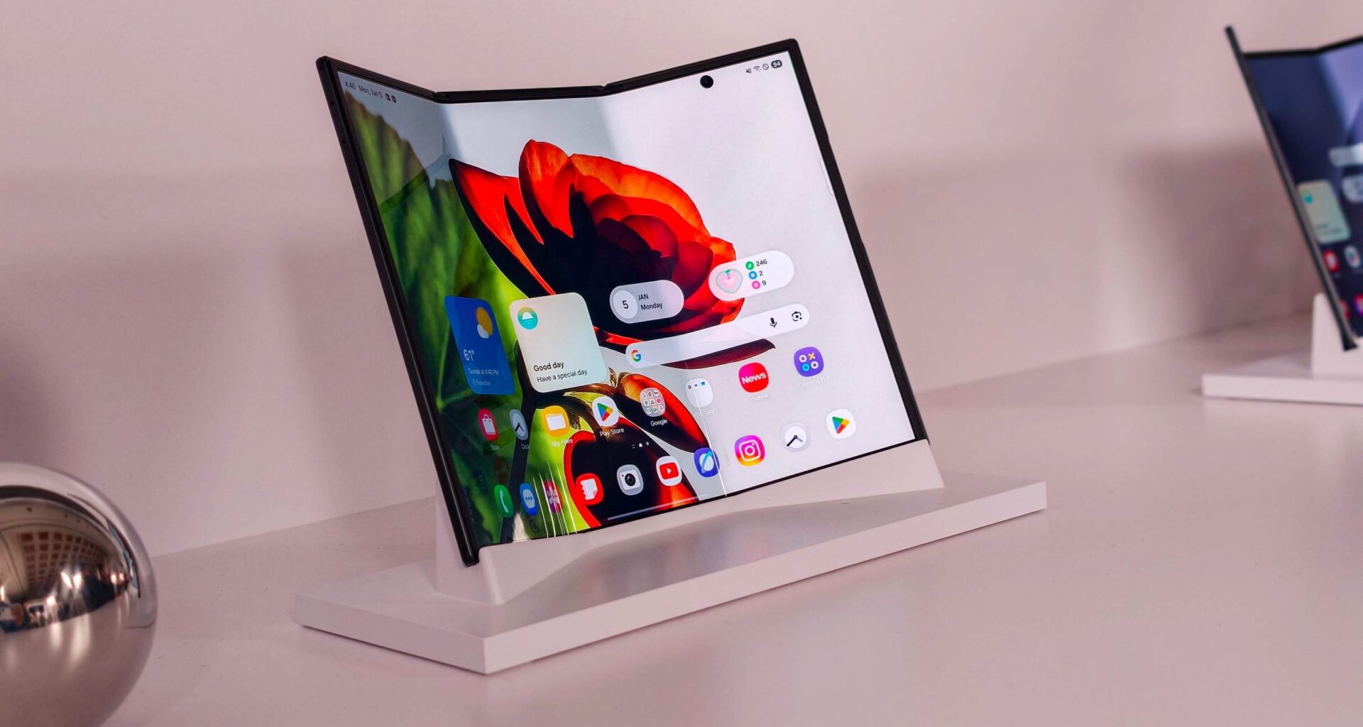 You can get hands-on with the Galaxy Z TriFold in these US stores starting today