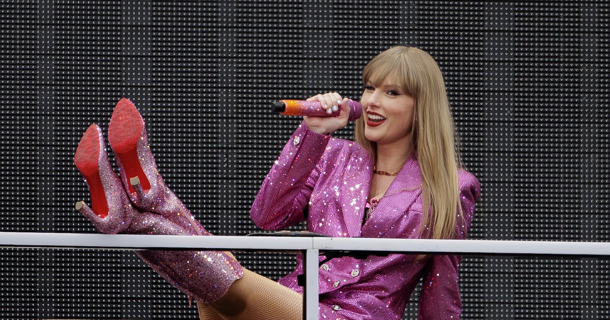 Vinyl sales jump 20% in ‘exceptional year’ for Irish acts, music industry group says – The Irish Times