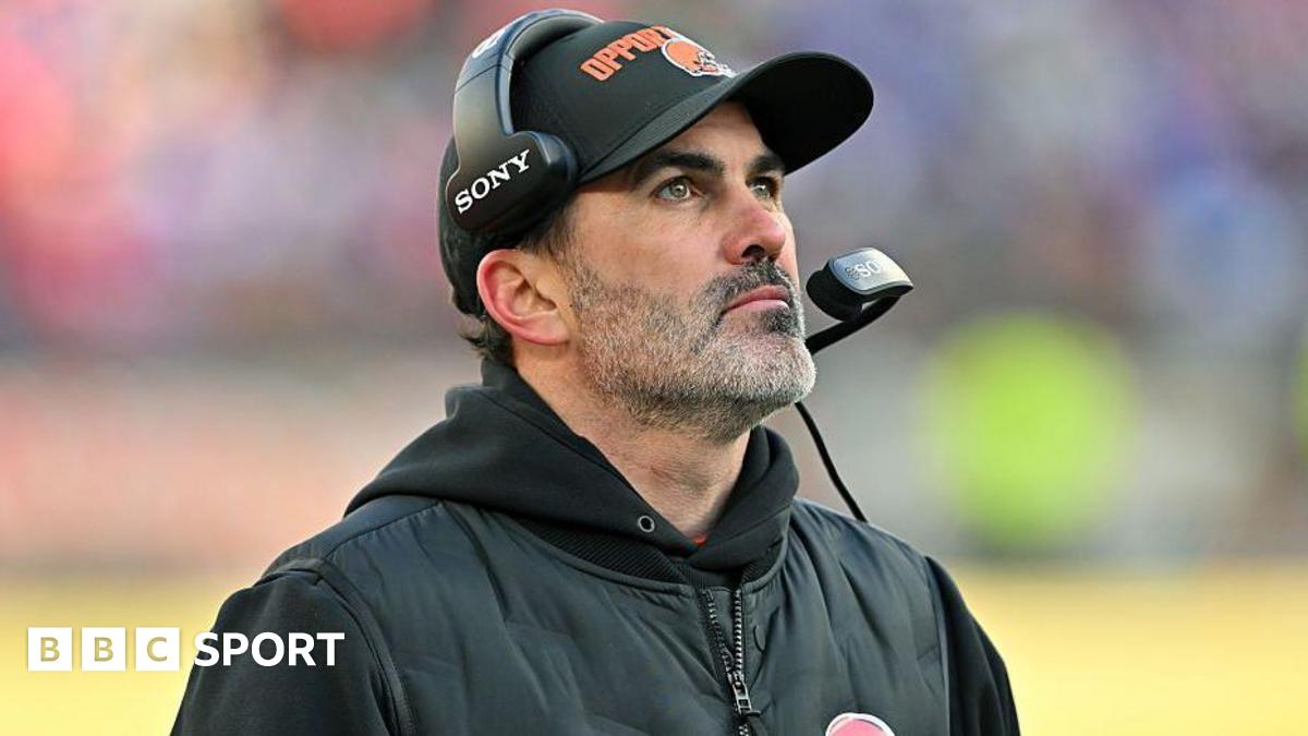 Luke Littler celebrates winning the 2026 PDC World Championship as tickertape falls