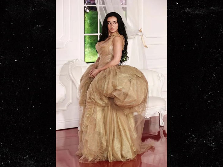 0129-Charli-XCX-Wuthering-NEW-SUB