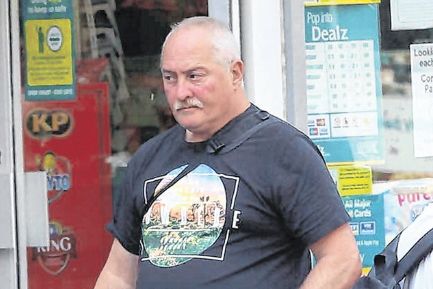 Convicted murderer Anton Mulder remanded in custody after alleged breach of licence