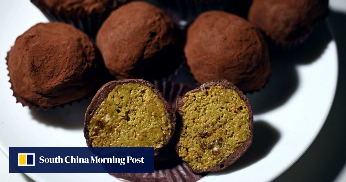 How a K-pop post sparked South Korea’s viral ‘dujjonku’ cookie obsession