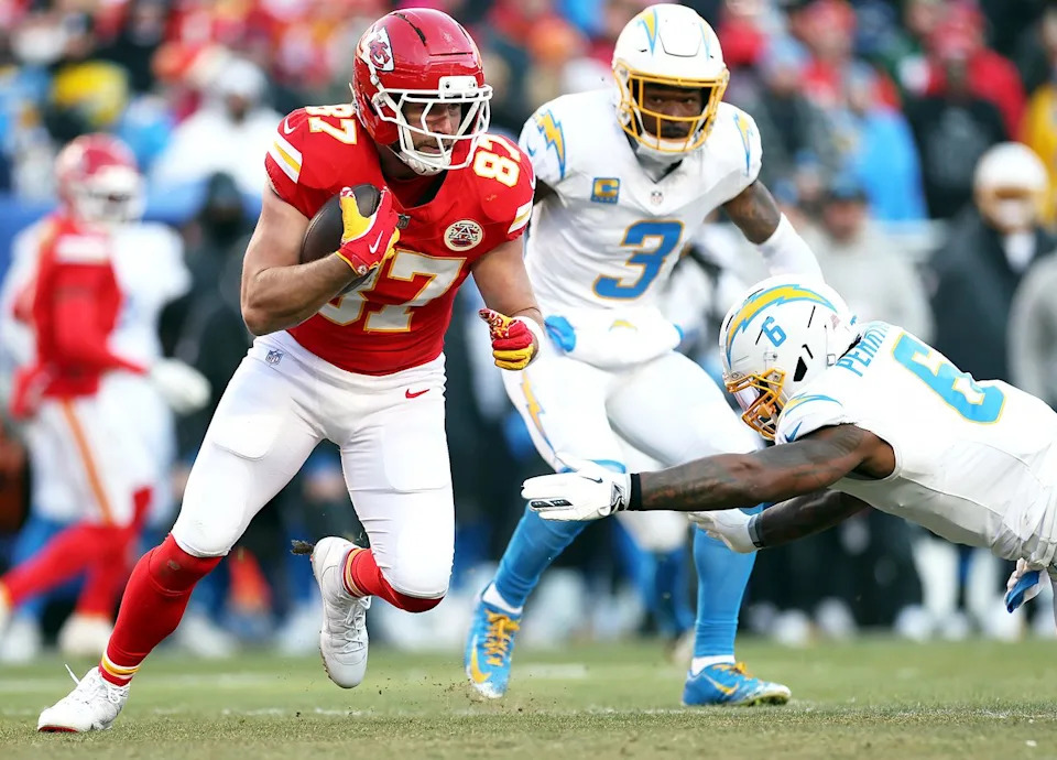 Jamie Squire/Getty Travis Kelce (#87) during the game at Arrowhead Stadium on Dec. 14, 2025