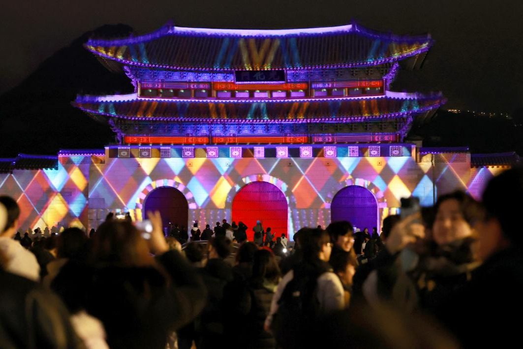 Korea Heritage Service gives conditional nod to BTS' Gwanghwamun comeback show