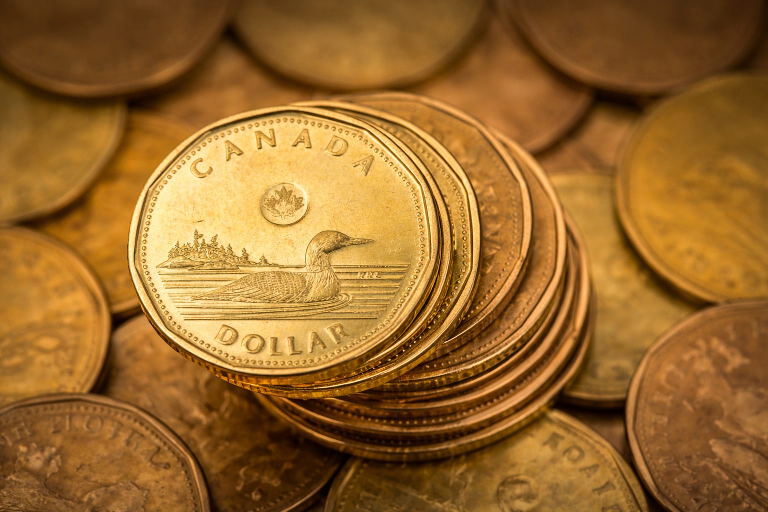 Canadian dollar hits six-day high as Trump tariff threats and inflation data jolt USD/CAD