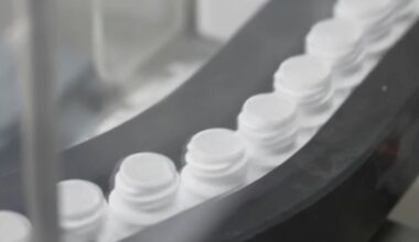 What to know as first FDA-approved GLP-1 pill for weight loss heads for pharmacies - CBS News