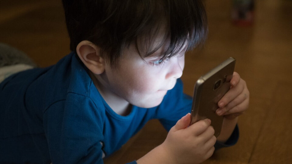 MCGUIRK: Just ban smartphones for kids