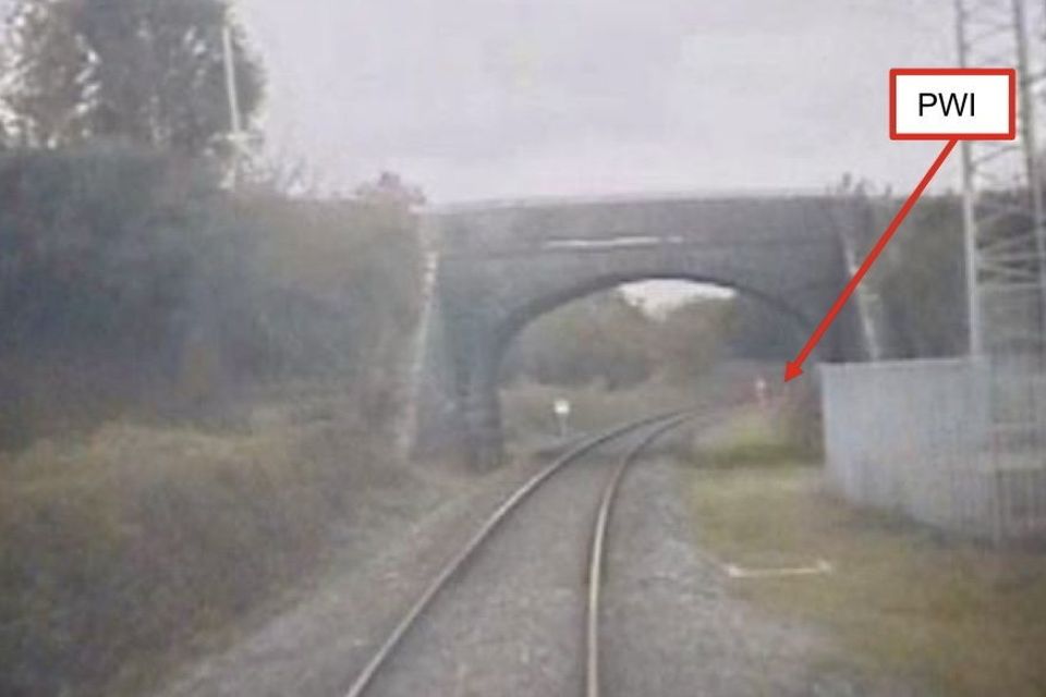 Railway line worker in Carlow avoids being hit by a train with just seconds to spare. Photo credit: RAIU