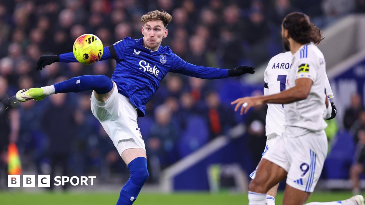 Premier League LIVE: Everton vs Leeds United - team news, build-up, live text commentary & radio updates