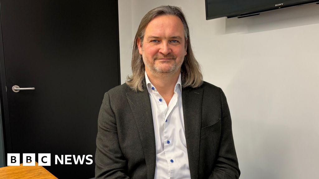 'No reason' for Guernsey to lose jobs to AI