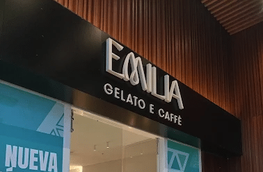 Brand New Kosher Italian Gelato Cafe in Panama: Emilia • YeahThatsKosher