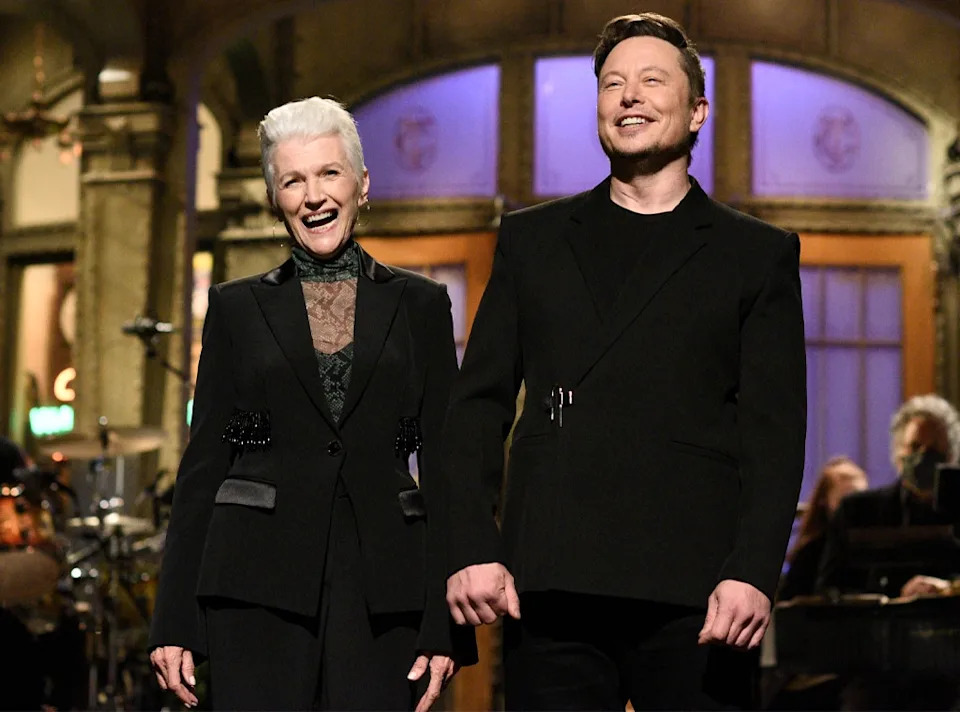 <p>Maye Musk (Mom)</p>