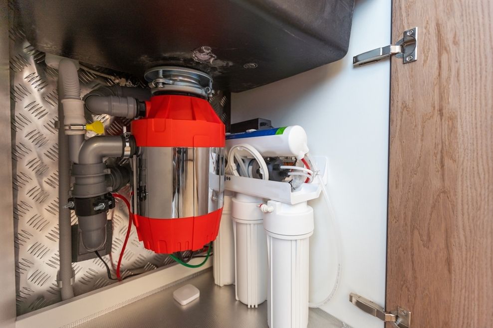 garburator sink garbage disposal