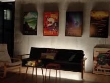 Low light, main cameras, 2x: Oppo Find X9 Pro - 47mm, f/1.5, ISO 1000, 1/33s (4096x3072px) - Honor Magic8 Pro vs. Oppo Find X9 Pro vs. vivo X300 Pro