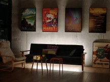 Low light, telephoto cameras: Oppo Find X9 Pro (3x) - 70mm, f/2.1, ISO 2000, 1/12s (4096x3072px) - Honor Magic8 Pro vs. Oppo Find X9 Pro vs. vivo X300 Pro