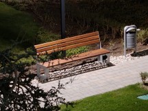 Low light, telephoto cameras, 10x: Oppo Find X9 Pro - 235mm, f/2.1, ISO 4000, 1/13s (4096x3072px) - Honor Magic8 Pro vs. Oppo Find X9 Pro vs. vivo X300 Pro