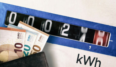 Irish households pay €360 more per year for electricity than western European average