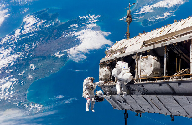 Nasa is bringing home space station astronauts early in medical evacuation - The Journal