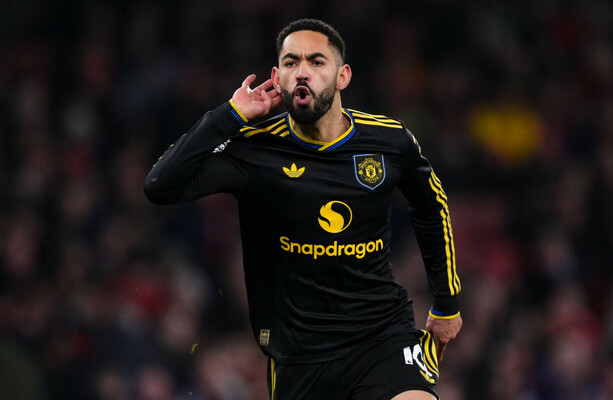 Cunha's stunning strike shocks Arsenal in thrilling United win · The 42