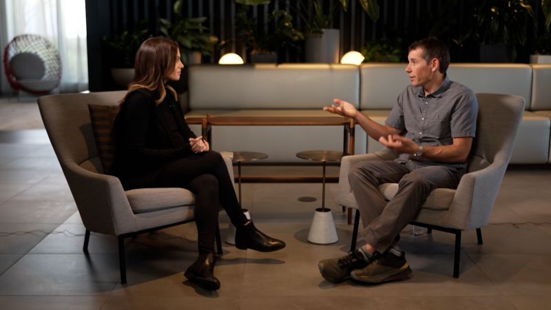 Live updates: Alex Honnold to free solo climb Taipei 101 skyscraper