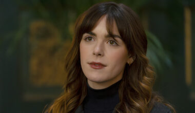 Industry's Kiernan Shipka Weighs In On That Steamy Threesome In Episode 3