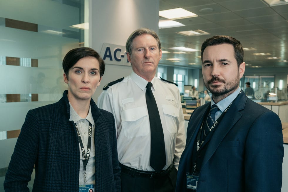 vicky mcclure as kate fleming, adrian dunbar as ted hastings, martin compston as steve arnott , line of duty series 5