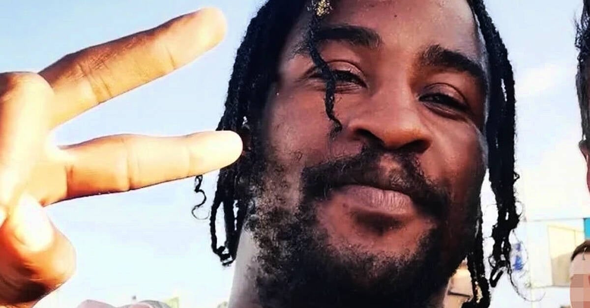 Man who had stand-off in Garda station wanted 'to harm Caucasian males and himself'