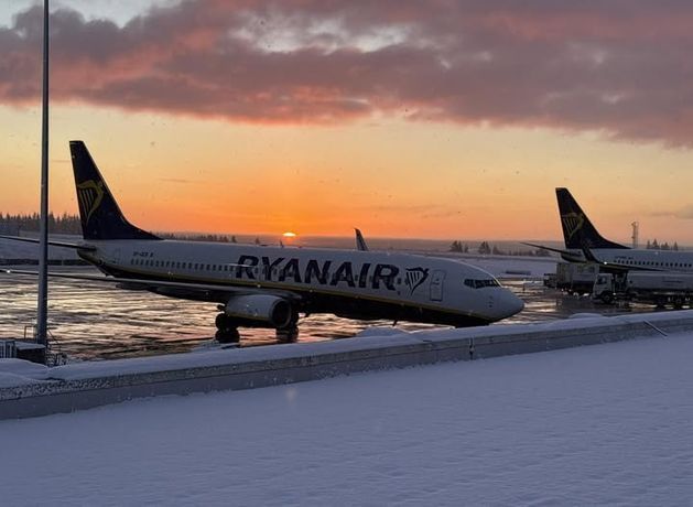 Minimal delays at Ireland West Knock Airport despite yellow weather warnings for snow and ice