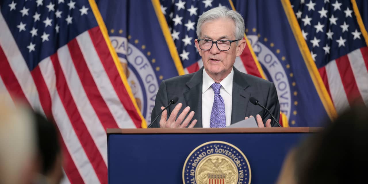 FOMC Likely to Hold Rates Steady in January; What Time Is the Decision; Powell to Deliver Press Conference; What Else to Watch