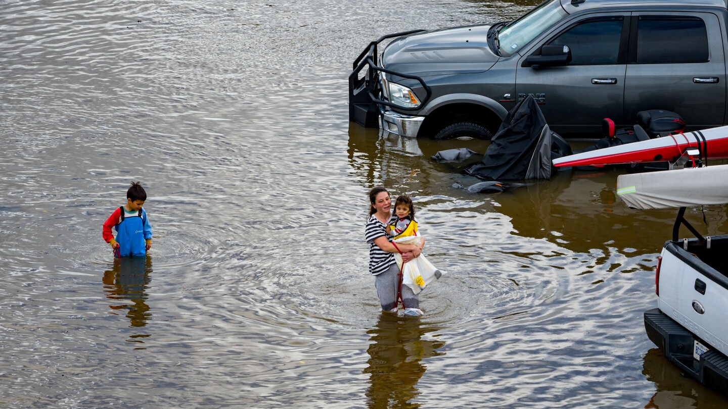 Heavy rain and high tides cause major flooding in Northern California