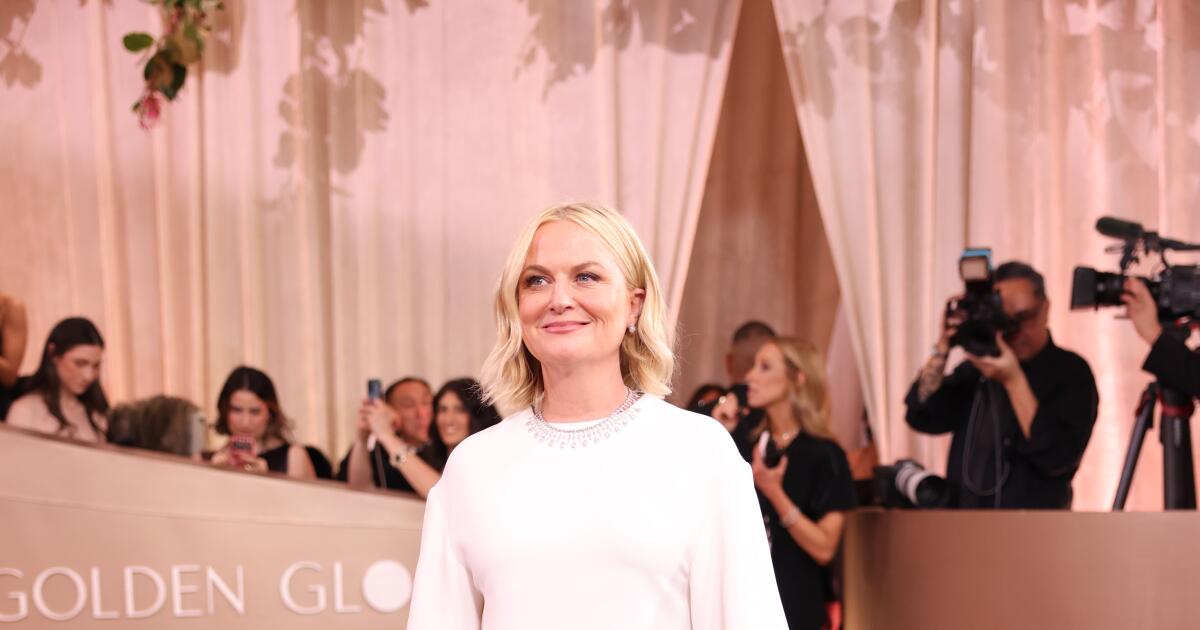 Golden Globes 2026 live updates: Winners, red carpet photos, best moments