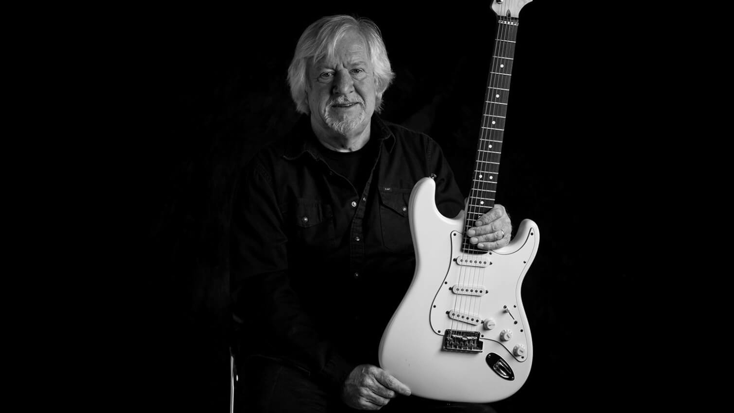 A photo of guitarist Tim Renwick