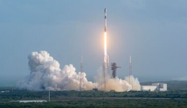 SpaceX launches 29 Starlink satellites into orbit from Florida (video)