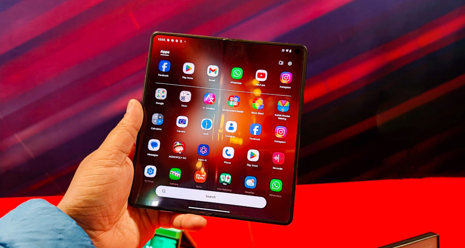 Motorola Razr Fold vs. Samsung Galaxy Z Fold 7: An unknown quantity