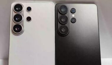 Renders of two Galaxy S26 Ultra models