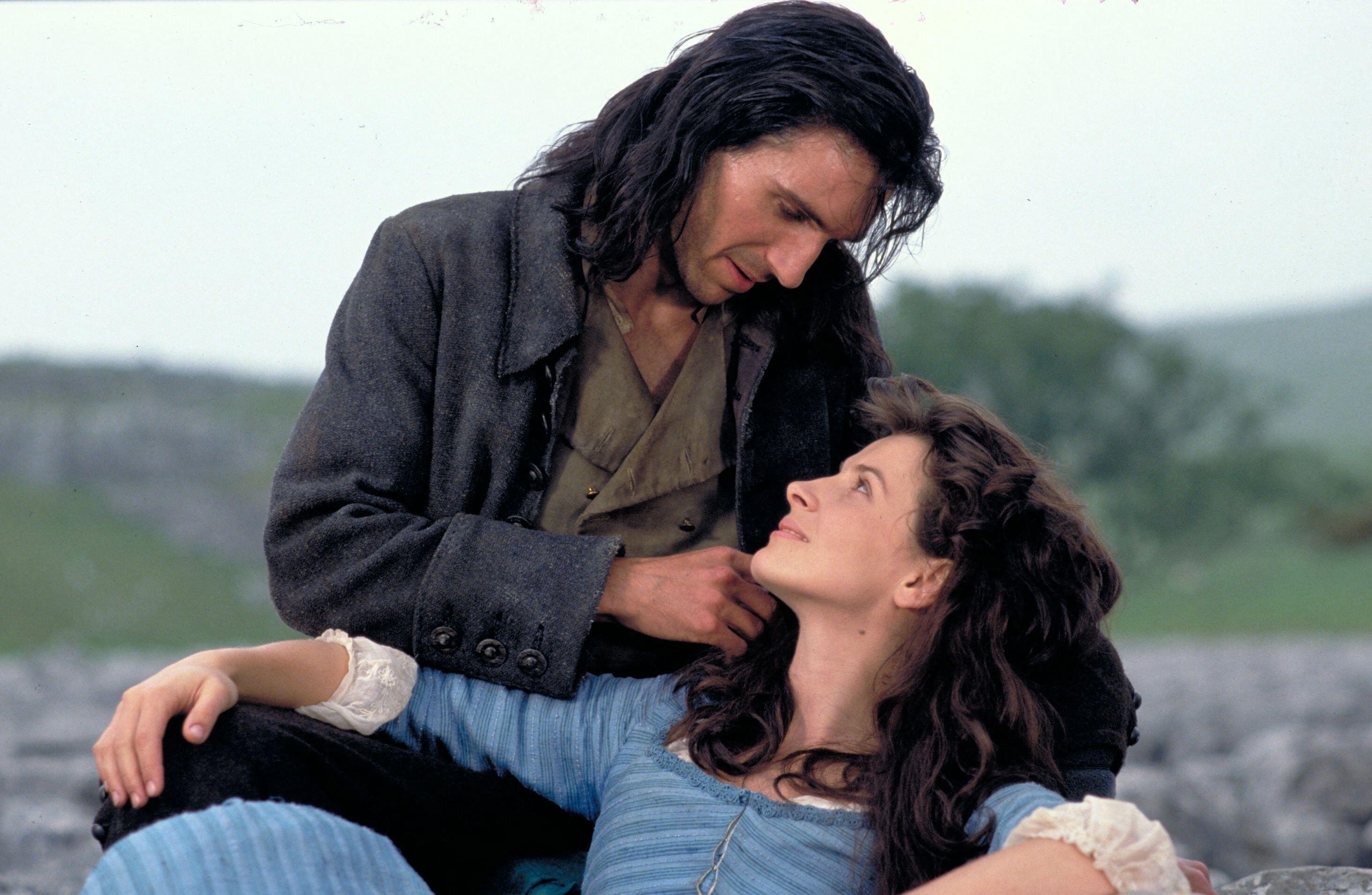 Juliette Binoche and Ralph Fiennes in "Wuthering Heights".