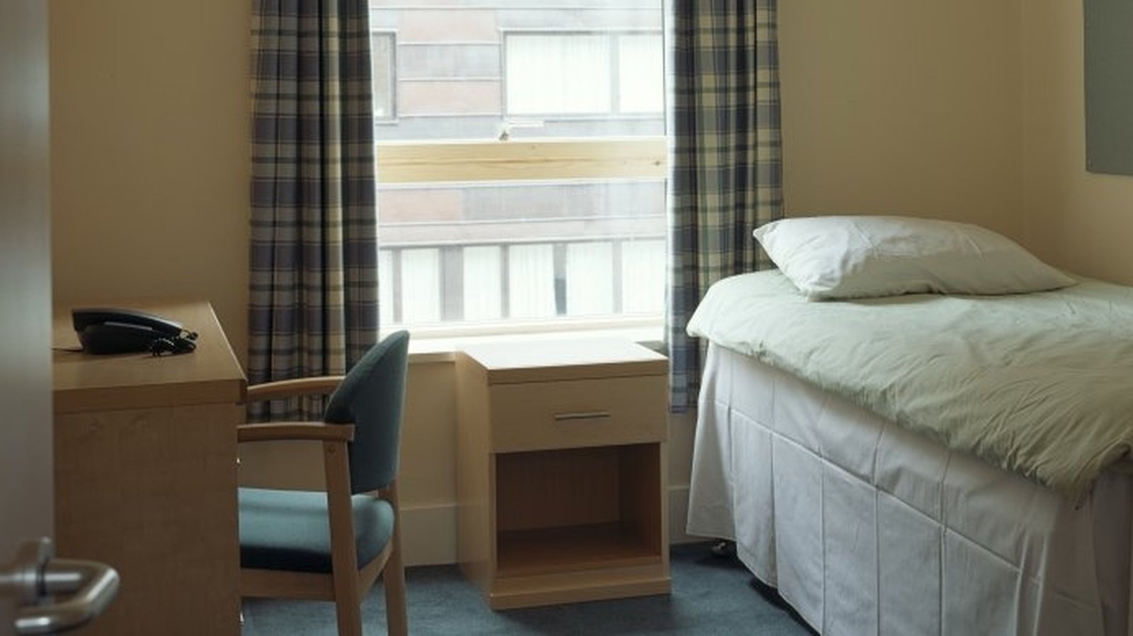 Shortage of 38,900 student beds in Irish cities