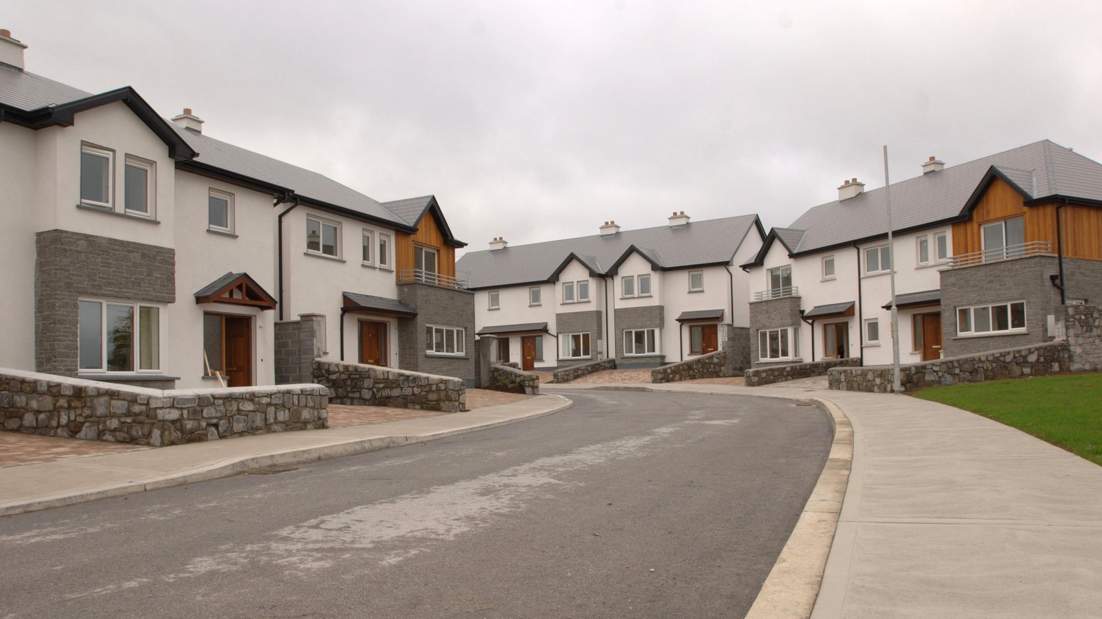 Process of buying home leads to overbidding