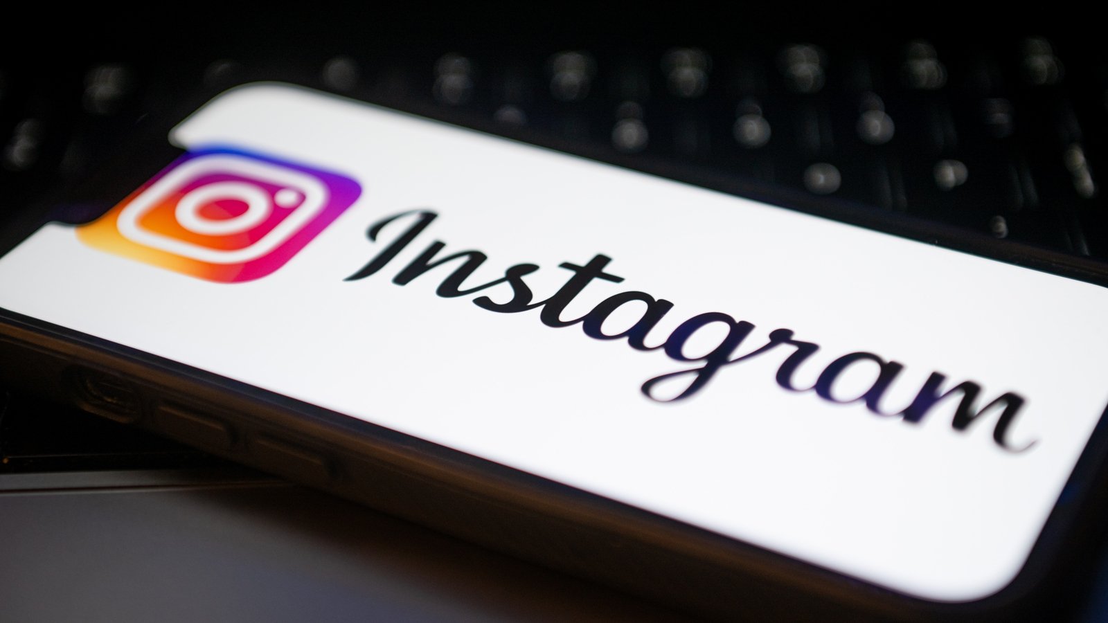 Instagram to alert parents if teens search suicide terms