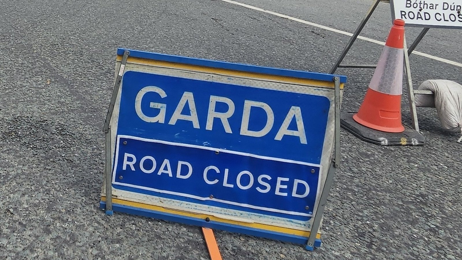 Teenage girl critically injured in Offaly road incident