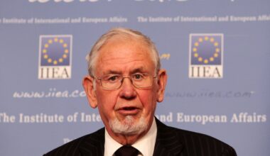 Former RTÉ managing director Joe Mulholland dies aged 85