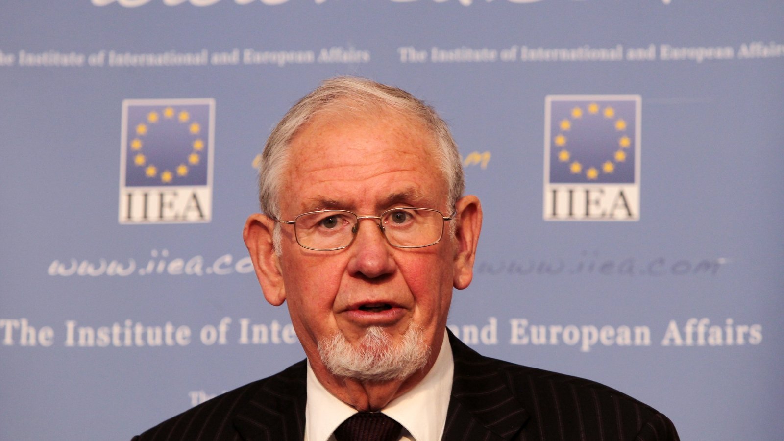 Former RTÉ managing director Joe Mulholland dies aged 85