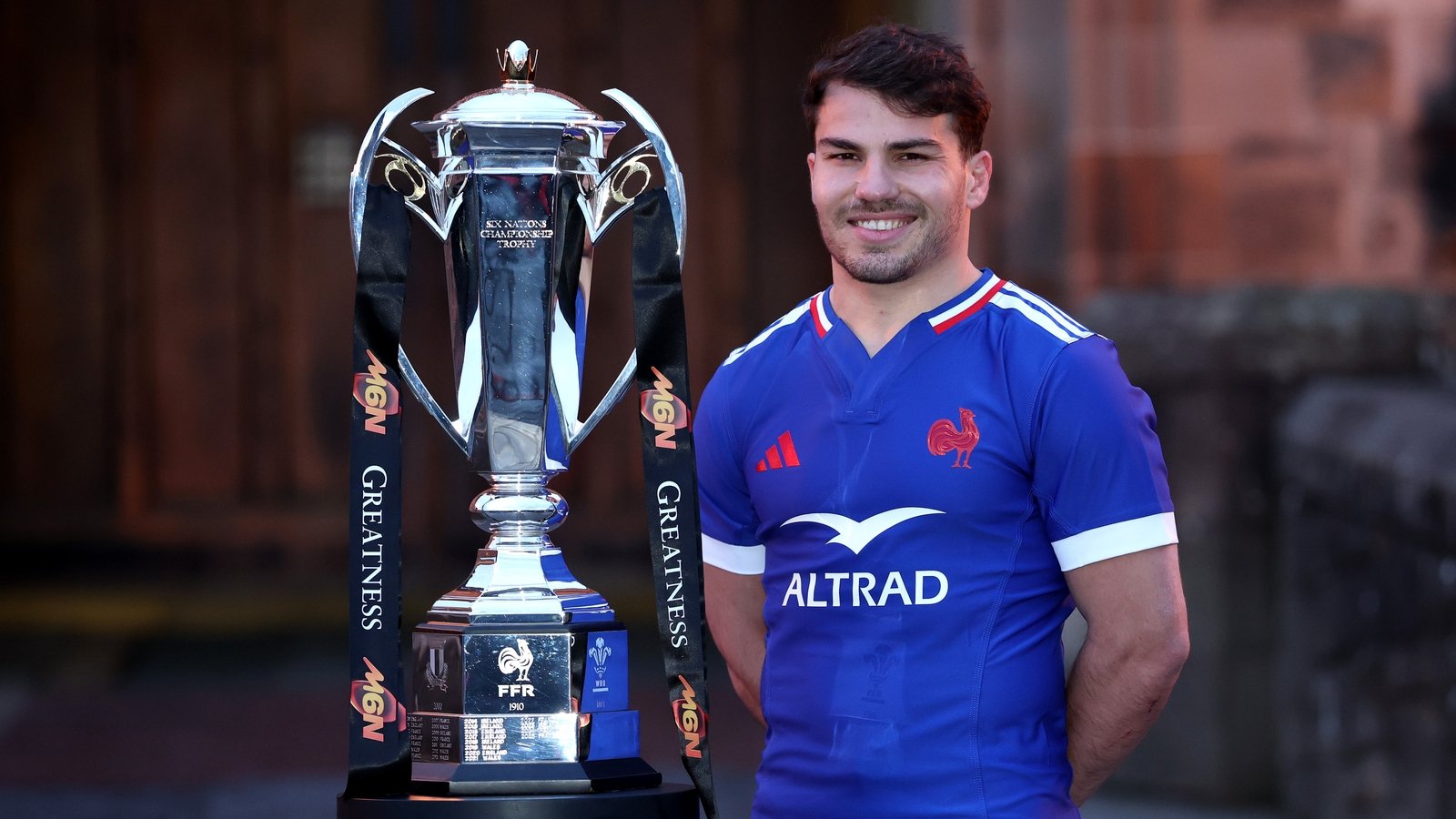 Fit-again Dupont returns to lead France against Ireland