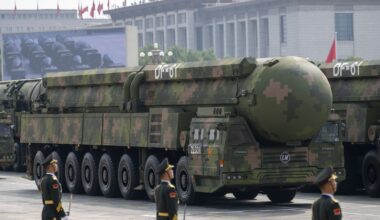 US urges new three-way nuclear deal with Russia and China